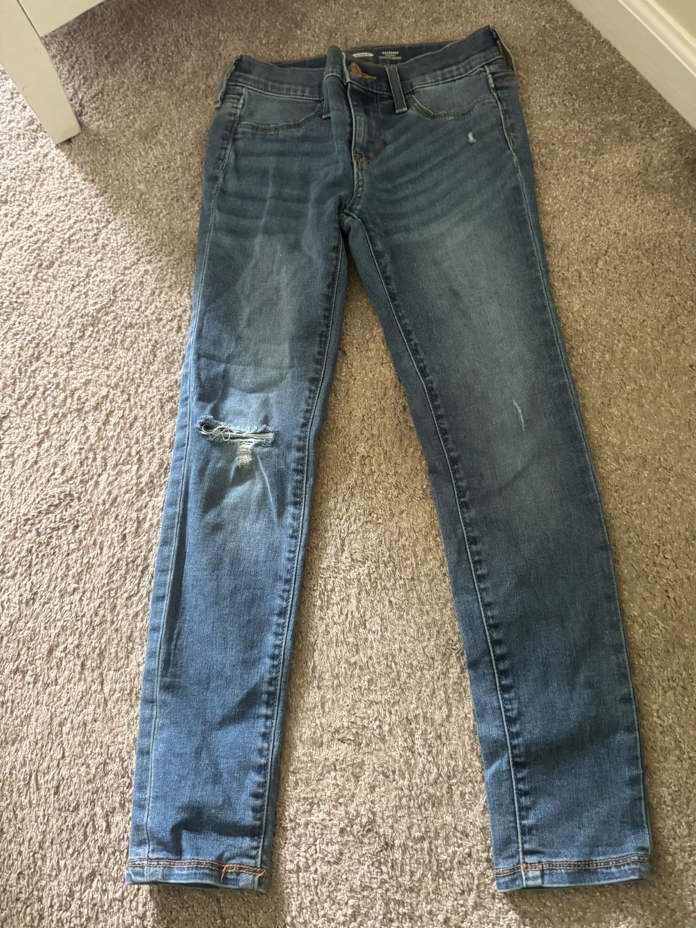 Girl’s Old Navy Rockstar Jeggings Distressed  Blue Skinny Jeans